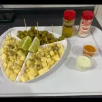 Porção de Queijo com Azeitona