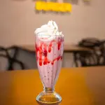 Milkshake de frutas vermelhas