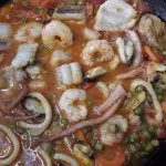 Cazuela de Pescados y Mariscos