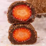 Coxinha Brigadeiro e Morango