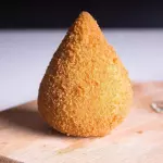 Coxinha de Frango com Catupiry