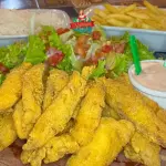Filé de Tilápia com acompanhamento