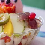 ENSALADA DE FRUTAS CON HELADO