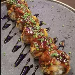 Hot roll hosomaki salmão