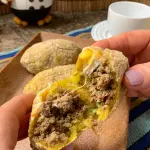 Croquete de mandioca com carne