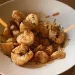 Bravas com gambas
