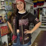 Camisa Venezuela guacamaya NEGRA