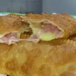 Pastel Queijo e presunto