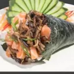 TEMAKI DE SALMÃO COM SHIMEJI