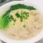 SOPA DE WANTÓN CON FIDEO 一碗云吞面