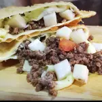 Pastel Carne, queijo e palmito