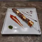 ESPETO DE CARNE C/ QUEIJO COALHO