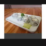 Uramaki salmão grelhado 10un