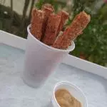 Churros no cone 250ml | 5 Palitos