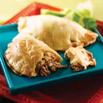 EMPANADA DE DESHEBRADA