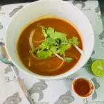 Caldo de camaron estilo puebla