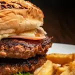 HAMBURGUESA LA TABLA DOBLE CARNE 400 Grs