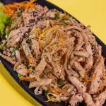 Fideo de arroz con pollo