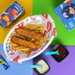 Combo infantil pinchos de pollo