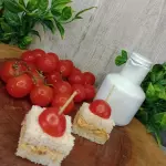 Baby sanduiche de tomate seco