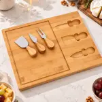 Tabla de quesos de bambú
