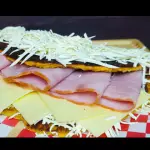 Cachapa con Jamón y Queso