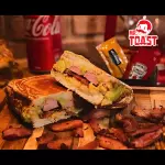 Hot Dog Prensado Bacon.