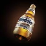 MODELO RUBIA