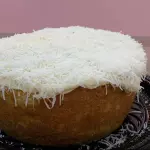 BOLO DE COCO COM BEIJINHO
