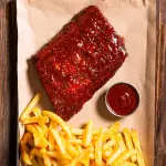 Smoked BBQ ribs con papas