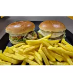 Combo com dois mini xis de frango.