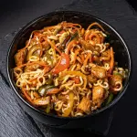 Yakisoba Pollo