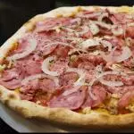 381 - Pizza Calabresa