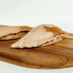 PASTEL BANANA E DOCE DE LEITE (2 un)