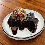Browni con Helado