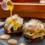 Huevos Benedictinos