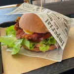 CHICKEN BURGER