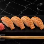 Nigiri de Salmón Flambeadox4
