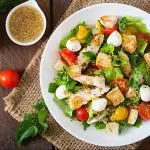 ensalada cesar de pollo