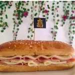 SÁNDUCHE MIXTO. JAMÓN Y QUESO