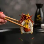 5p Uramaki Salmón c/ batata fritas
