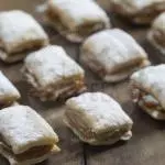 Milhojitas de manjar blanco