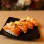 NIGIRI BRIE  (4 UNIDADES)