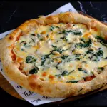 Pizzaña de pollo y espinaca - 35 cm