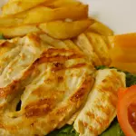 POLLO AL GRILLÉ + GUARNICIÓN