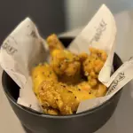 ALITAS x 6 (1 a 2 salsas)