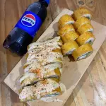 20 Makis + Gaseosa pepsi 355Ml