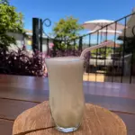 Suco de abacaxi com hortelã