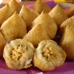 COXINHAS DE FRANGO