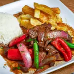 Lomo saltado